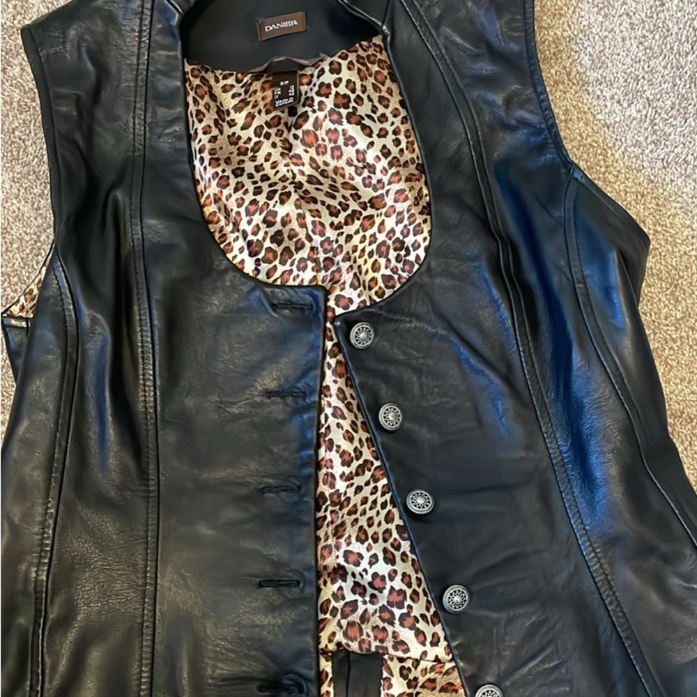 Danier Black Leather Vest with Leopard Lining